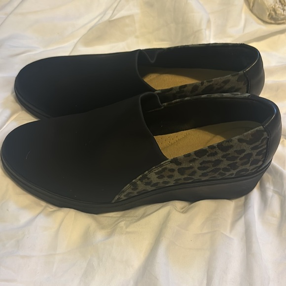 Clark’s - Picture 4 of 4